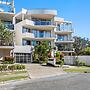 Pristine 2-bed Apartment With Pool and Balcony