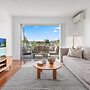 Bright 2-bed Apartment With Balcony & Garage