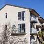 Stylish 2-bed Home Steps From Henley Beach