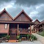 Vangnamthip Meung Feung Hotel