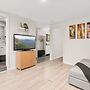 Bright 1-bed Apartment With Garden Views