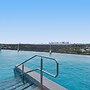 Stylish City-view Apartment With Amenities
