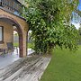 Spacious 3-bed Home With Large Balcony