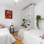 Beach house 2km CBD