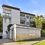 Bright 2-bed Apartment Near Narrabeen Beach