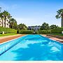 Elegant Stay in Balmain With Pool Access