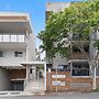 Vibrant 2-bed Apartment With Pool and Gym Access