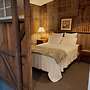 Charming 1-bed Farm Cabin With Wood Fire