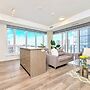 High Rise Condo w Balcony & Breathtaking Views