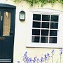 Mews Cottage off Marlborough High Street