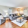 Cozy Home 4 Mi to YSU Campus: Penguins Welcome!
