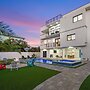 Ocean Muse Lux Waterfront Escape Pool Dock