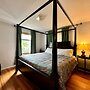 Seattle's Starlight Bungalow
