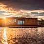 Lake Breeze Retreat, Klitten