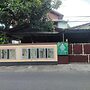 OYO 94937 Garuda Homestay Syariah