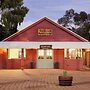 Outback Lodge
