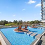 Apartment With Gym and Indoor Pool Access