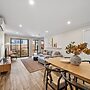 Stylish Townhouse With Private Courtyard