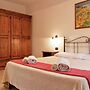 Village with swimming pool just a few minutes from Alghero
