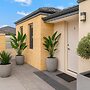 Stylish Queens Park Stay