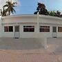 3 x 2BR each good for 12pax 3km to beach