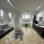 Dippen Hall Apartment - Minutes From London Gatwick