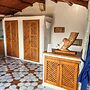 Romantic Suite Apt.21