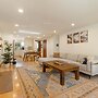 3BR Seattle Home w Spacious Yard Near Northgate