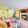 1 Mi to Centennial Park: Gem w/ Golf Course Views