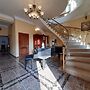 Avan Luxury Villa