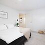 Spacious 1BR Apt. near the city center
