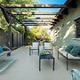 MAMAD - Sunny Hilltop Hideaway by Sea N' Rent