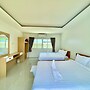 Le poulet poolvilla khanom
