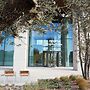 Aparto Diagonal Suites
