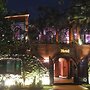 Riad Luxury Hotel Hanoi