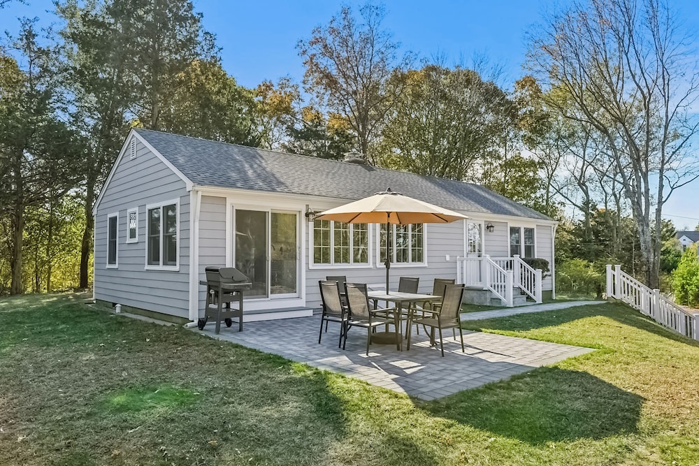 Steps to Beach + Sunset Views! East Marion Home