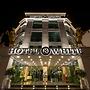 S White Hotel