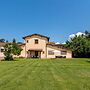 Apartment in Laterina With Garden
