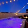 Mineral Hot Tub Fire Pit Game Room King Bed