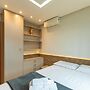 Apts in a Condomin. w/ Complete Leisure Facilities, 450 m fr/ the Beac