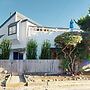 Stroll to Shore: Stinson Beach Gem w/ Hot Tub