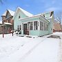 The Mint Manor Cozy 4BR Near Downtown St Paul