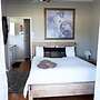Nana Glad's Beach Front Accommodation