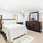 Fresh 2BR Duplex Pets Welcome