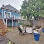 < 1 Mi to Moda Center: Walkable Portland Retreat!