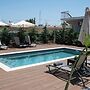Lumina Apartment with Shared Pool