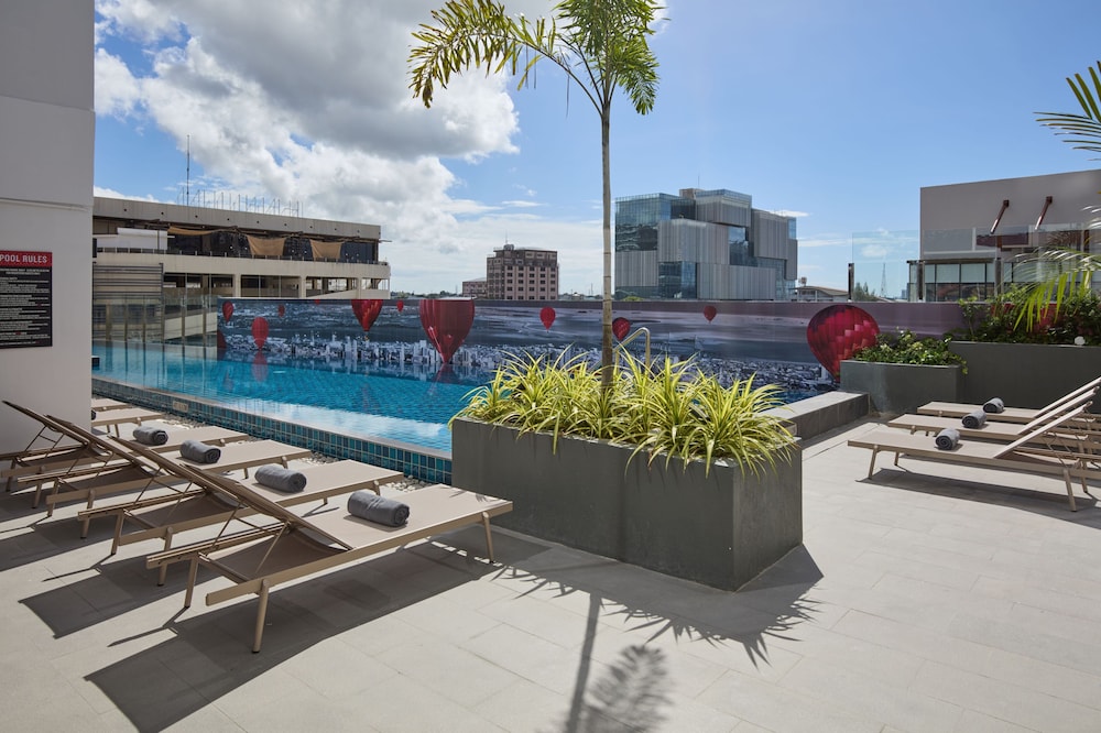 Radisson RED Cebu Mandaue