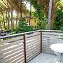 Comfy Accommodation With Balcony