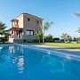 Luxurious Villa David