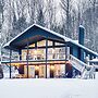 Hot Tub + Game Room: Morgan Family Getaway